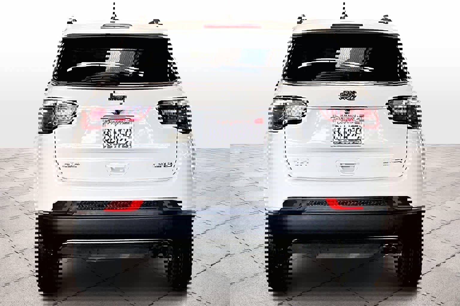 Used 2019 Jeep Compass Limited image 6