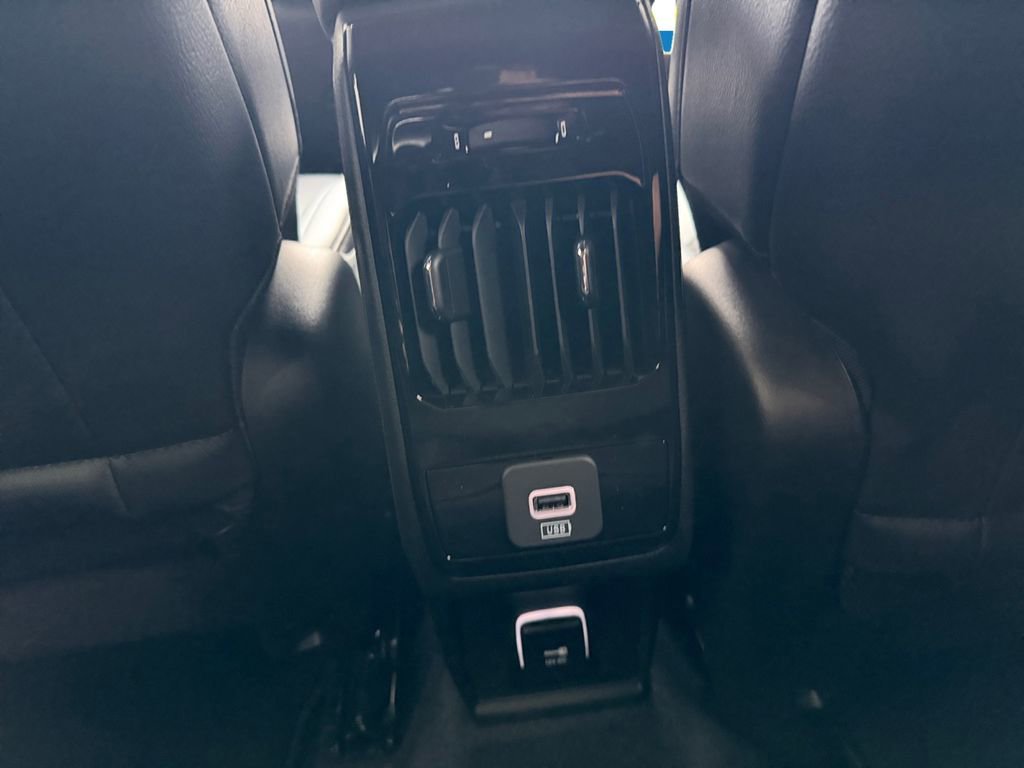 New 2026 Jeep Compass Latitude image 22