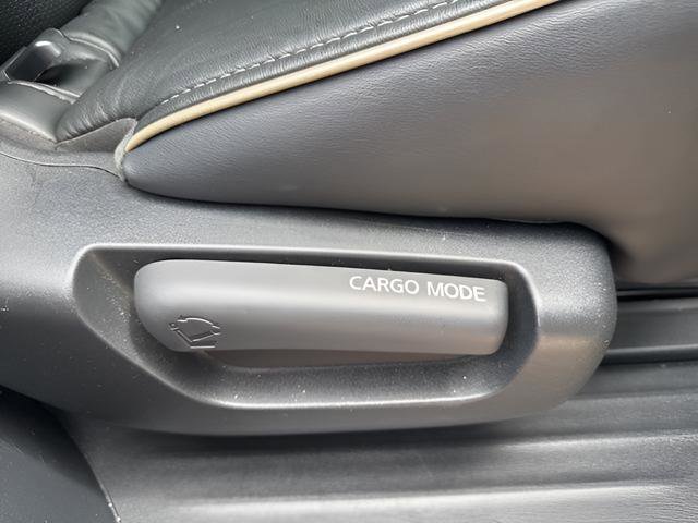 Used 2019 INFINITI QX60 Luxe w/ Essential Package image 24