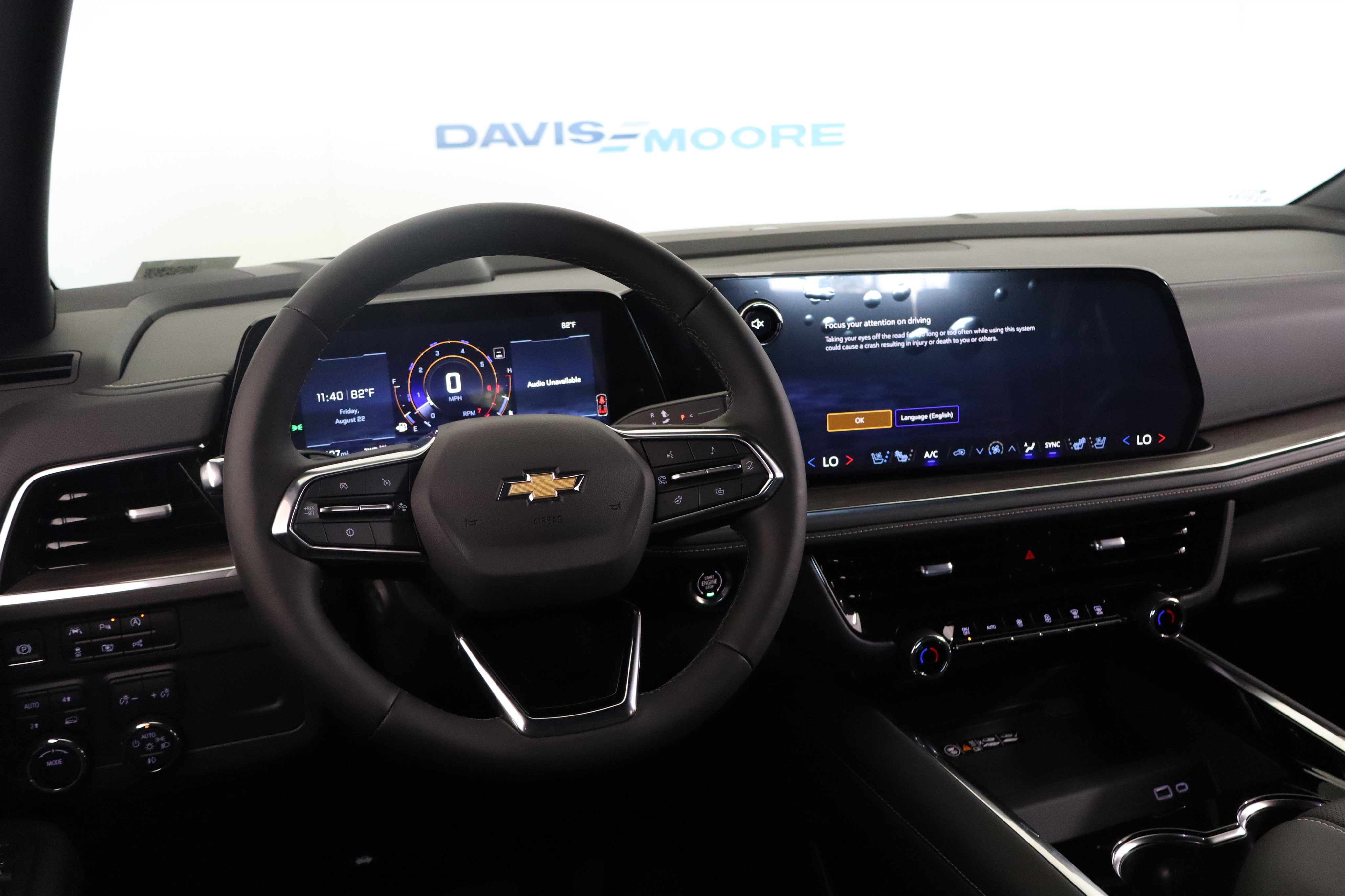 New 2025 Chevrolet Suburban Premier image 16