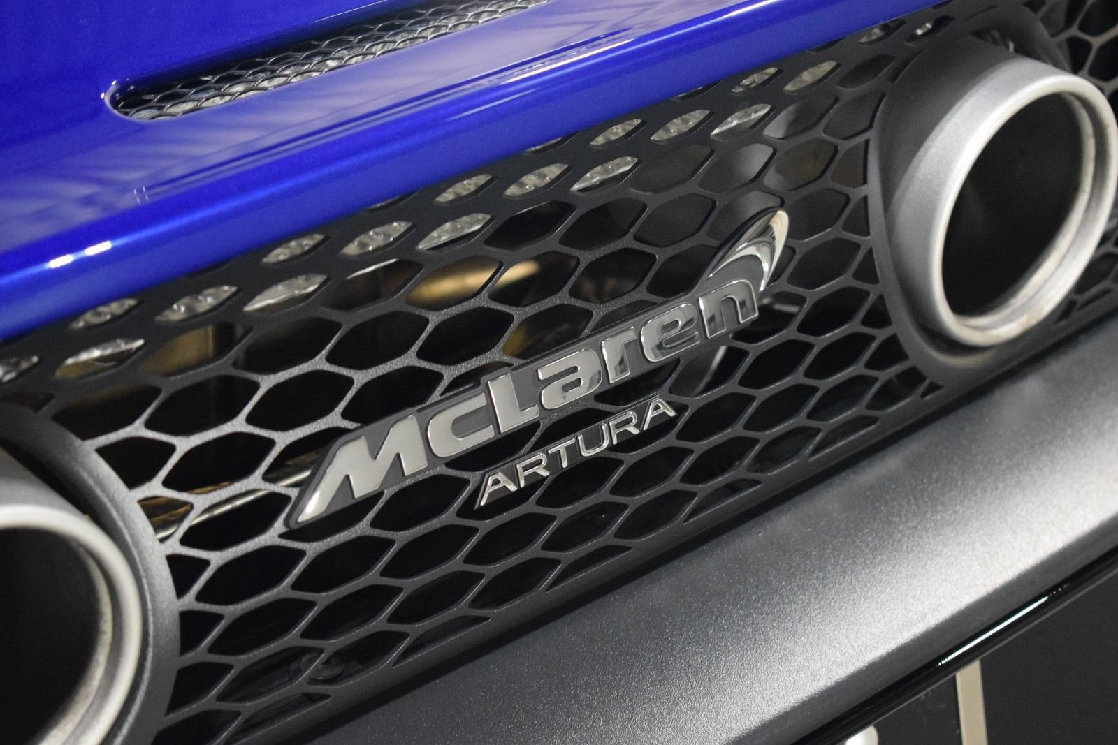 New 2026 McLaren Artura RWD image 11