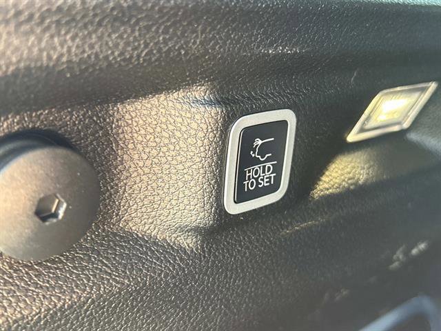 Used 2022 Jeep Grand Cherokee L Limited image 13