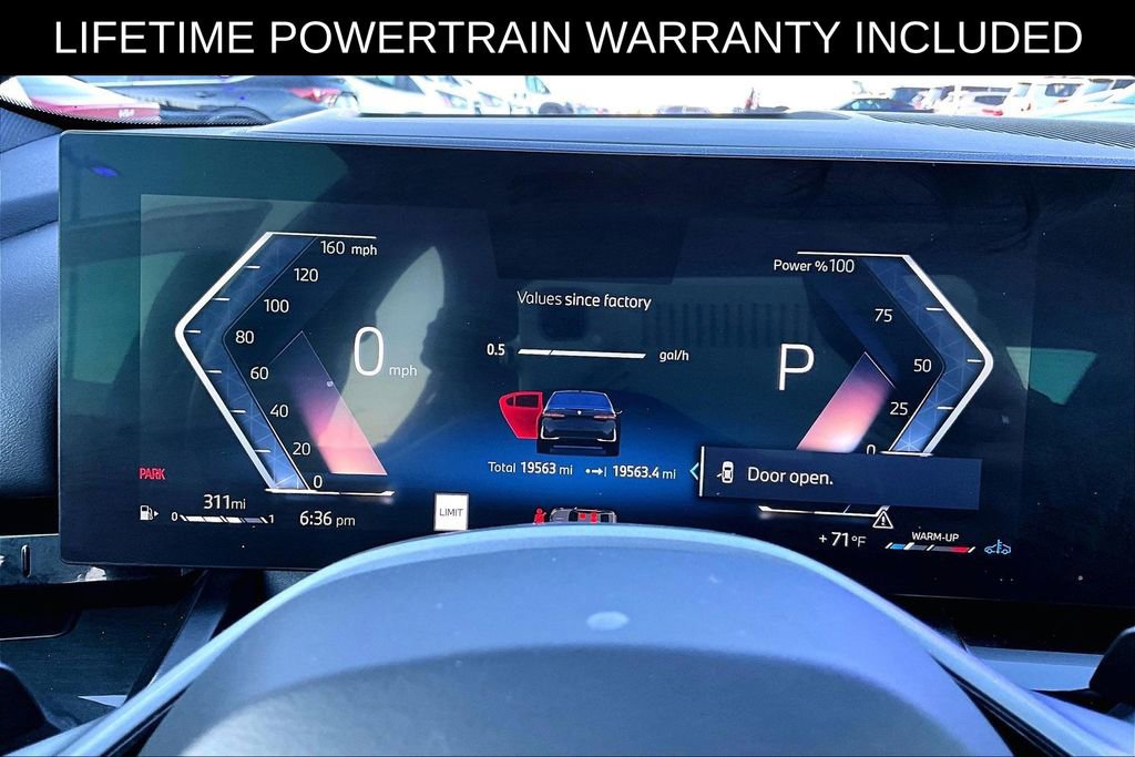 Used 2025 BMW 530i xDrive image 28