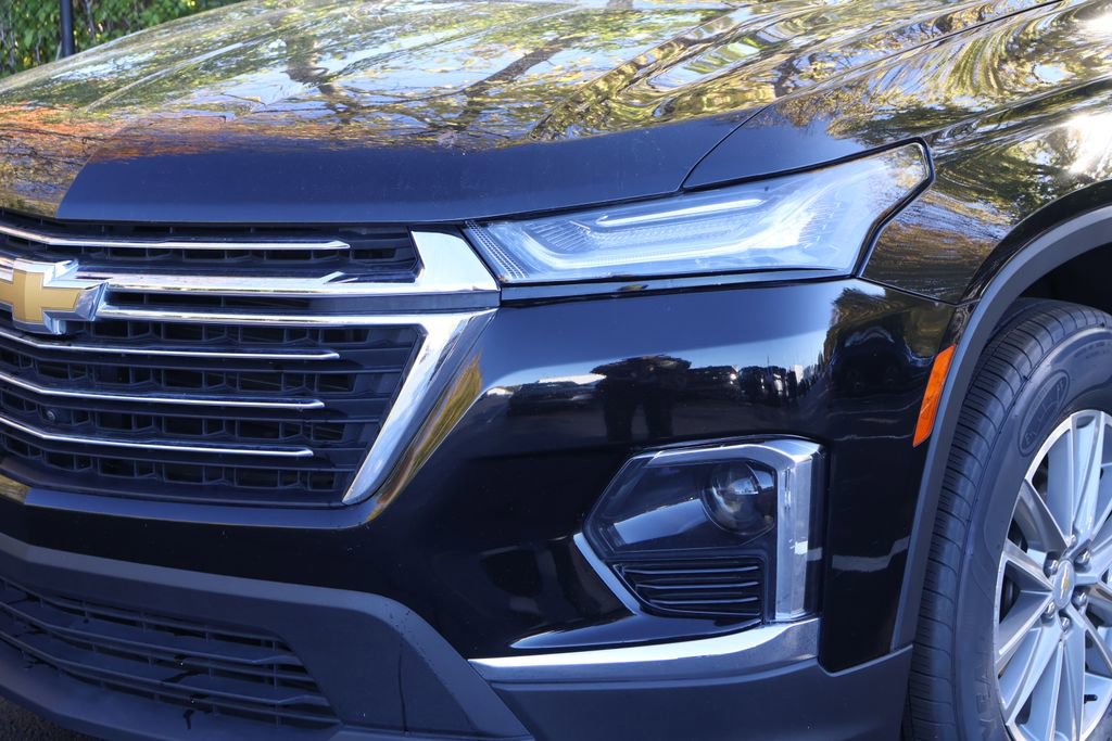 Certified 2023 Chevrolet Traverse LT image 3