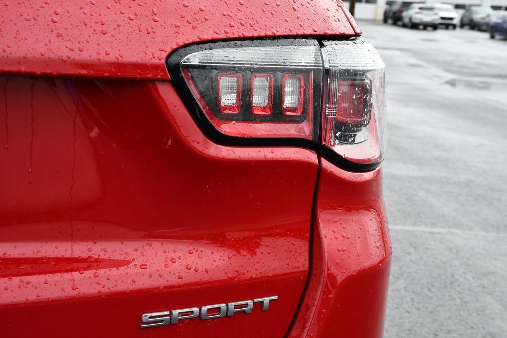 Used 2018 Jeep Compass Sport AWD/4WD image 32