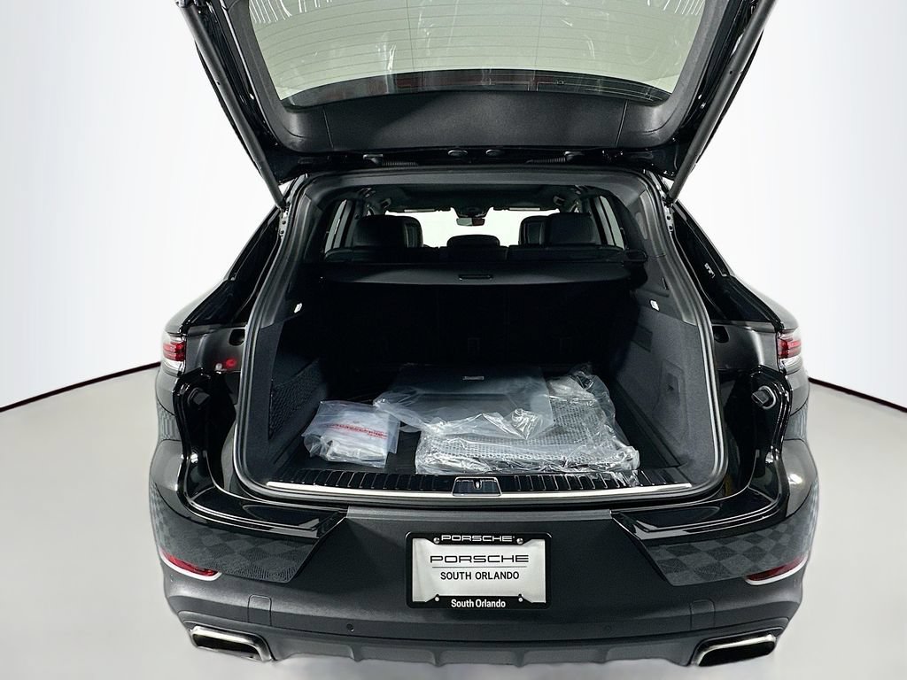 New 2026 Porsche Cayenne AWD/4WD image 28