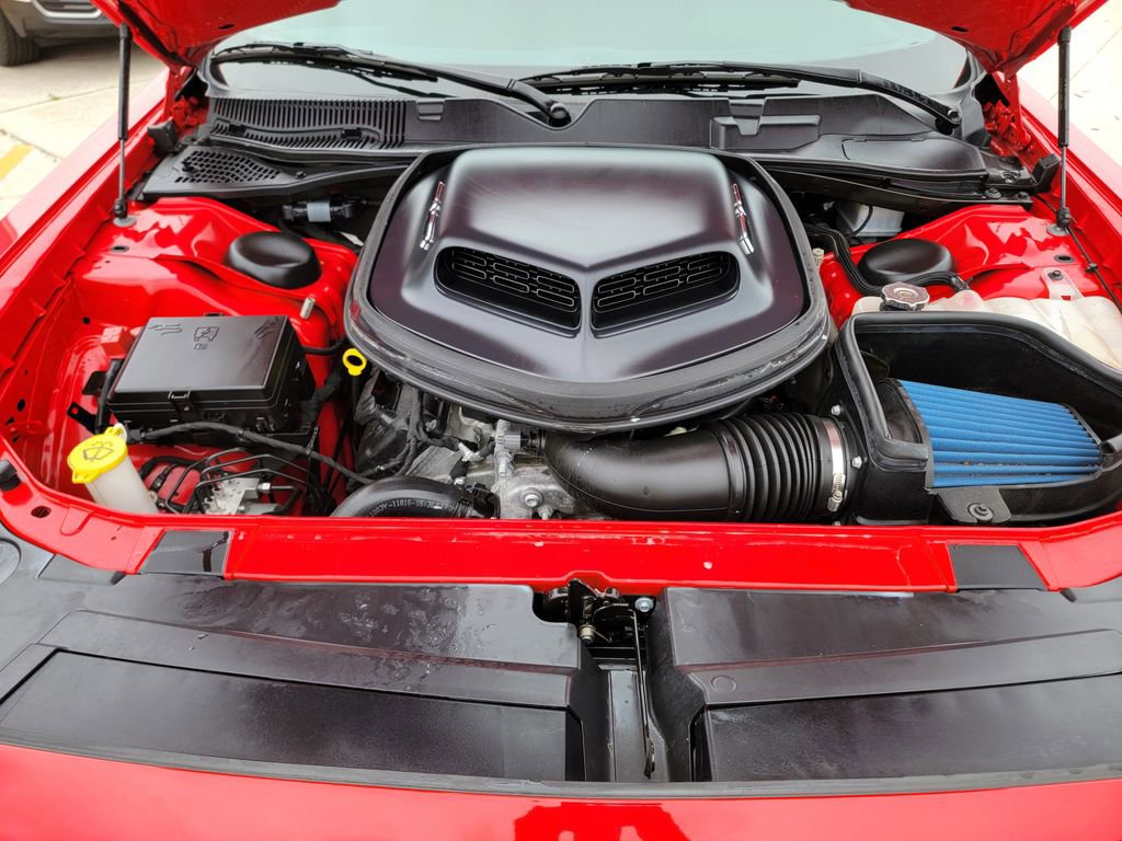 Used 2023 Dodge Challenger R/T w/ Plus Package RWD image 8