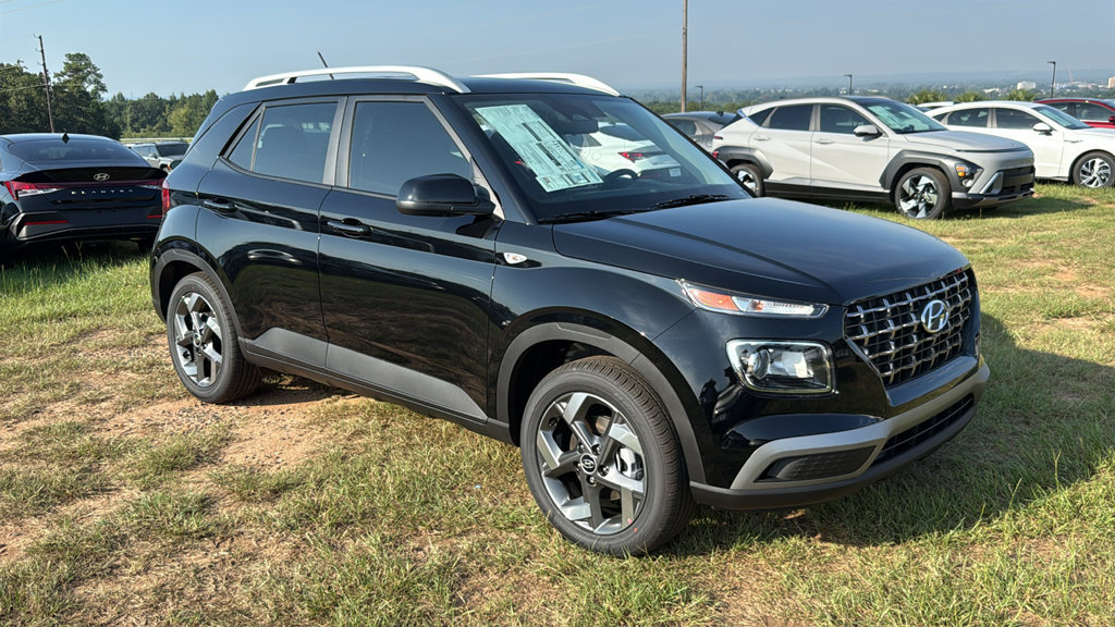 New 2026 Hyundai Venue SEL FWD image 1