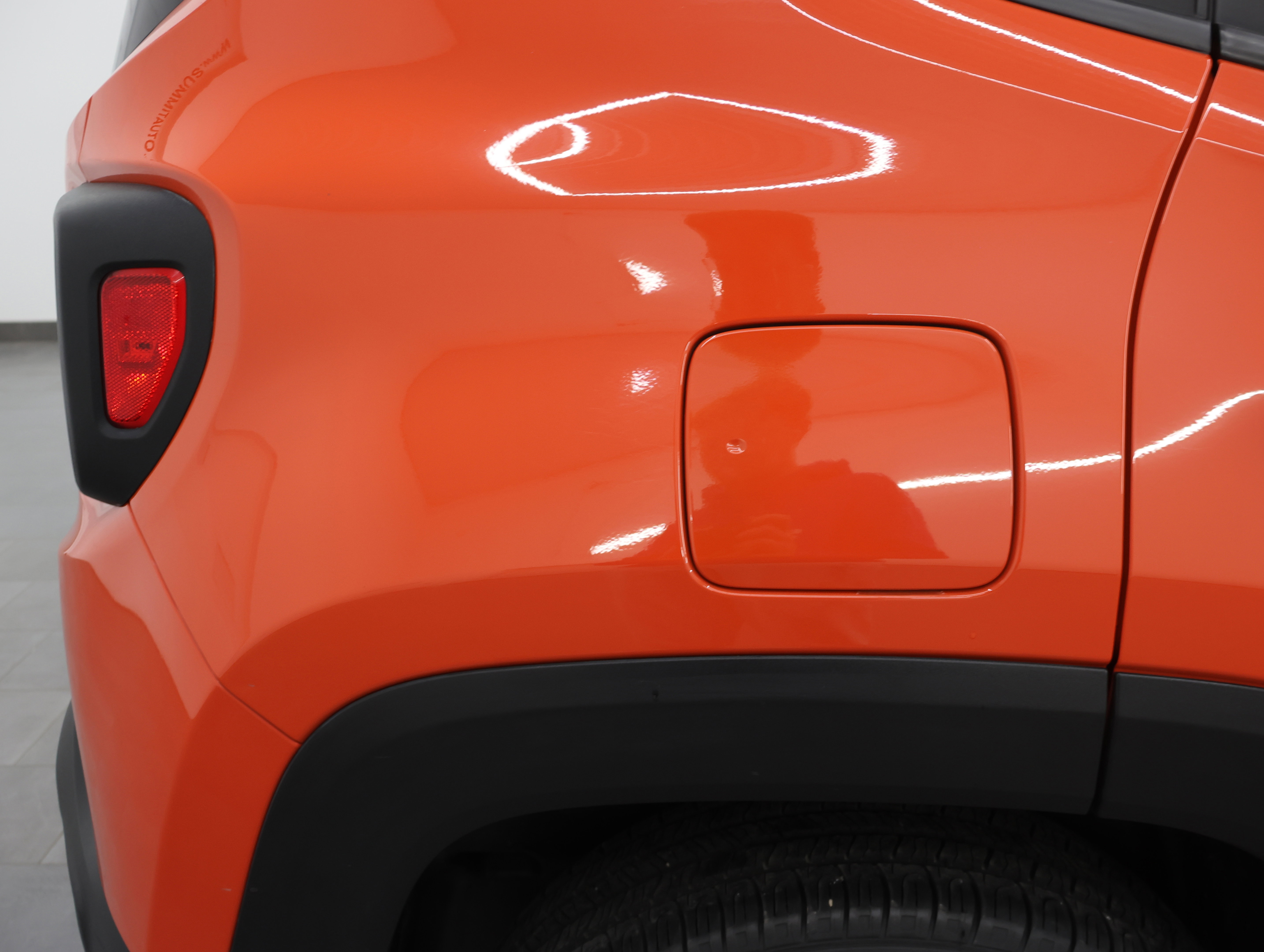 Used 2018 Jeep Renegade Trailhawk AWD/4WD image 24