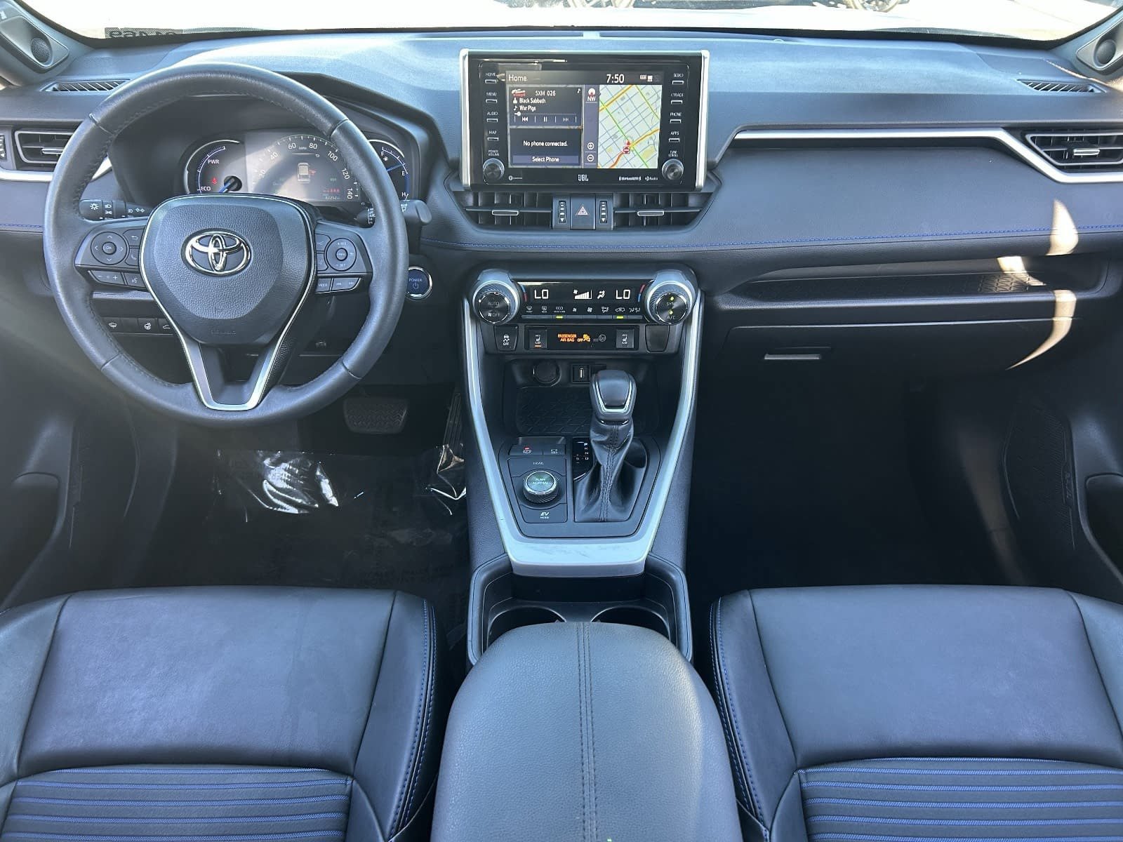 Used 2021 Toyota RAV4 XSE w/ XSE Grade Weather Package AWD/4WD image 18