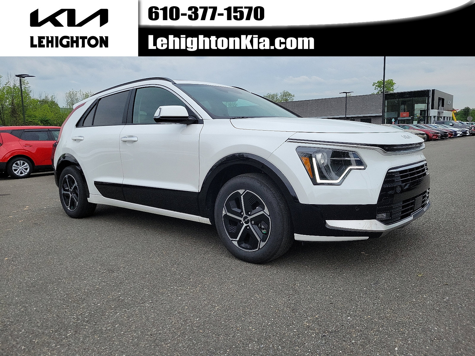 Used 2024 Kia Niro SX