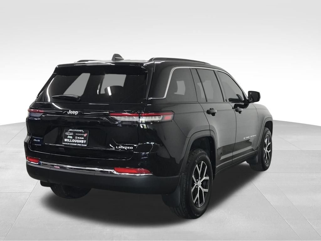 Used 2025 Jeep Grand Cherokee Limited image 8
