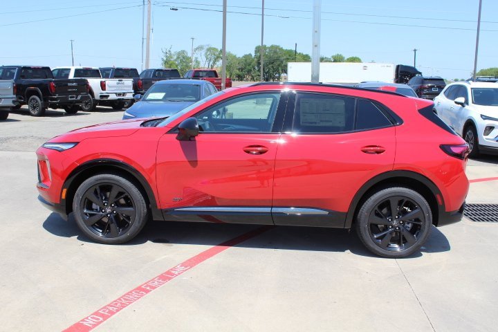 New 2025 Buick Envision Sport Touring image 2