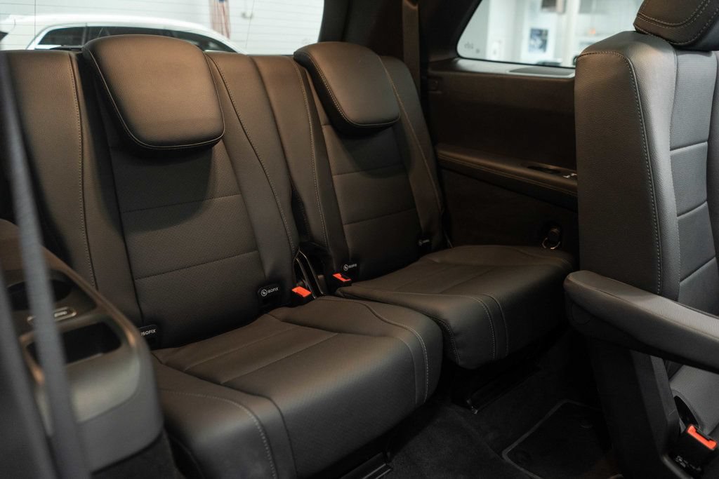 Used 2025 Mercedes-Benz GLS 450 4MATIC image 13