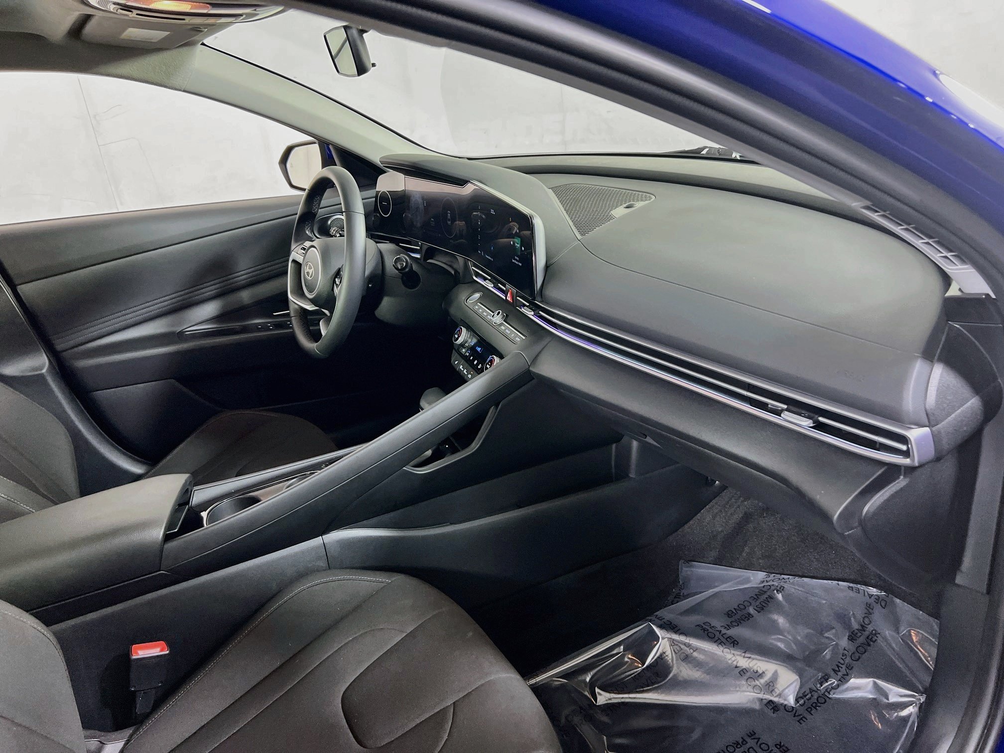 Used 2024 Hyundai Elantra SEL w/ Convenience Package FWD image 29
