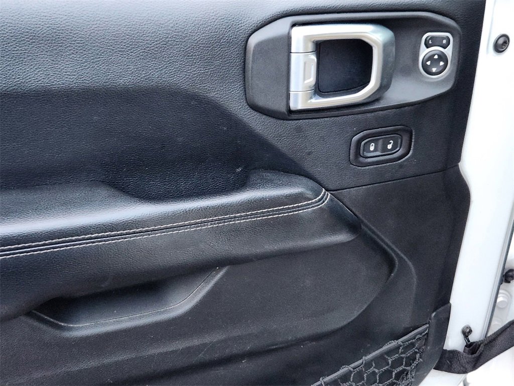 Used 2018 Jeep Wrangler Unlimited Sahara w/ LED Lighting Group image 13