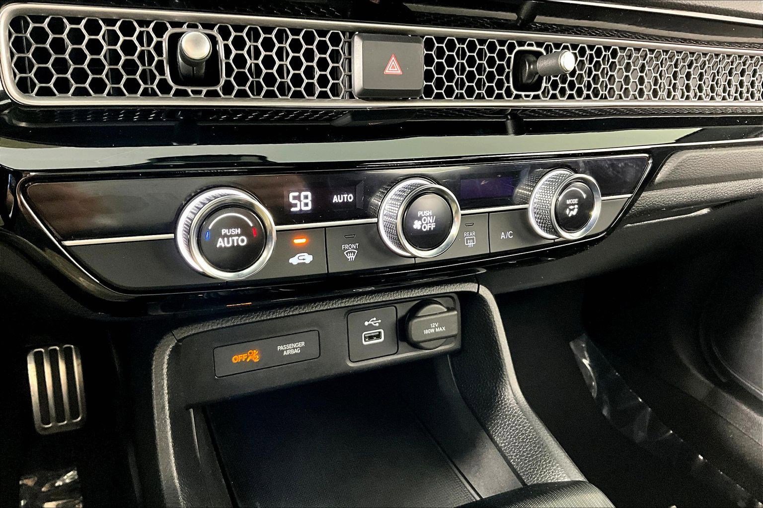 Used 2023 Honda Civic Sport image 15