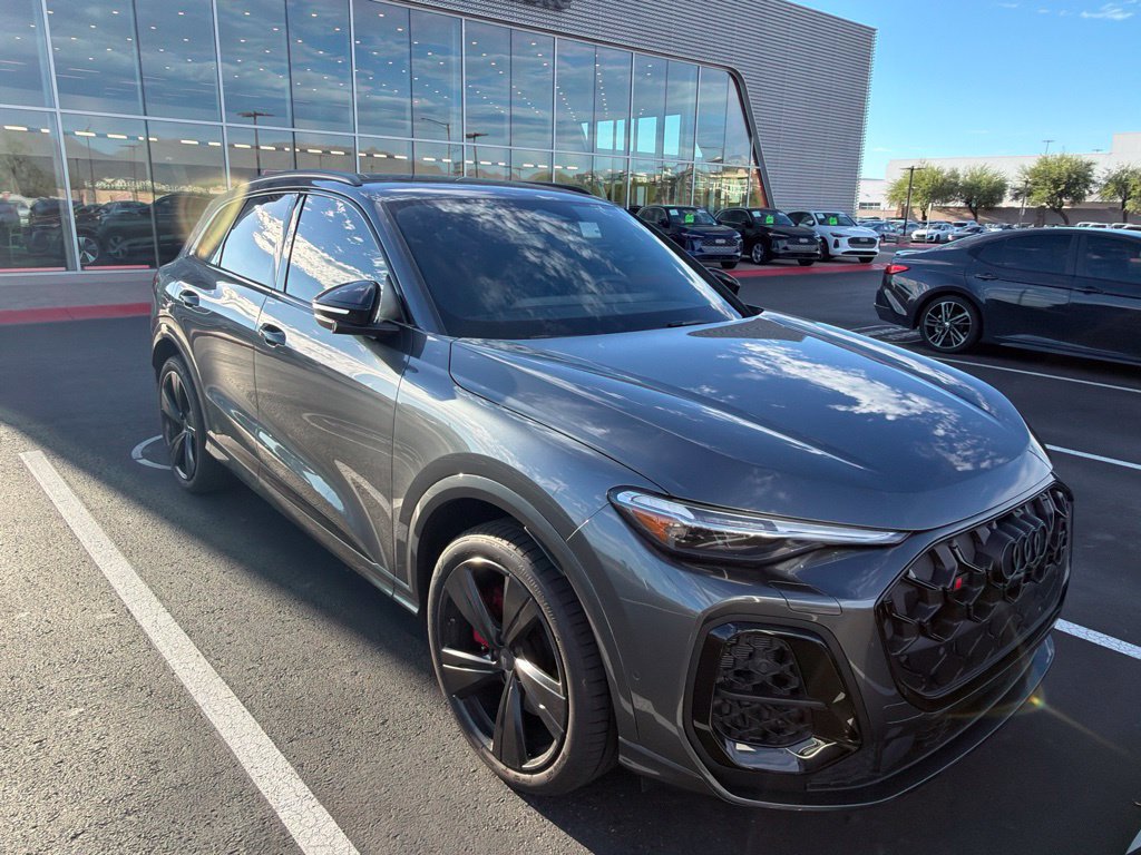 Used 2026 Audi SQ5 Premium Plus AWD/4WD image 3