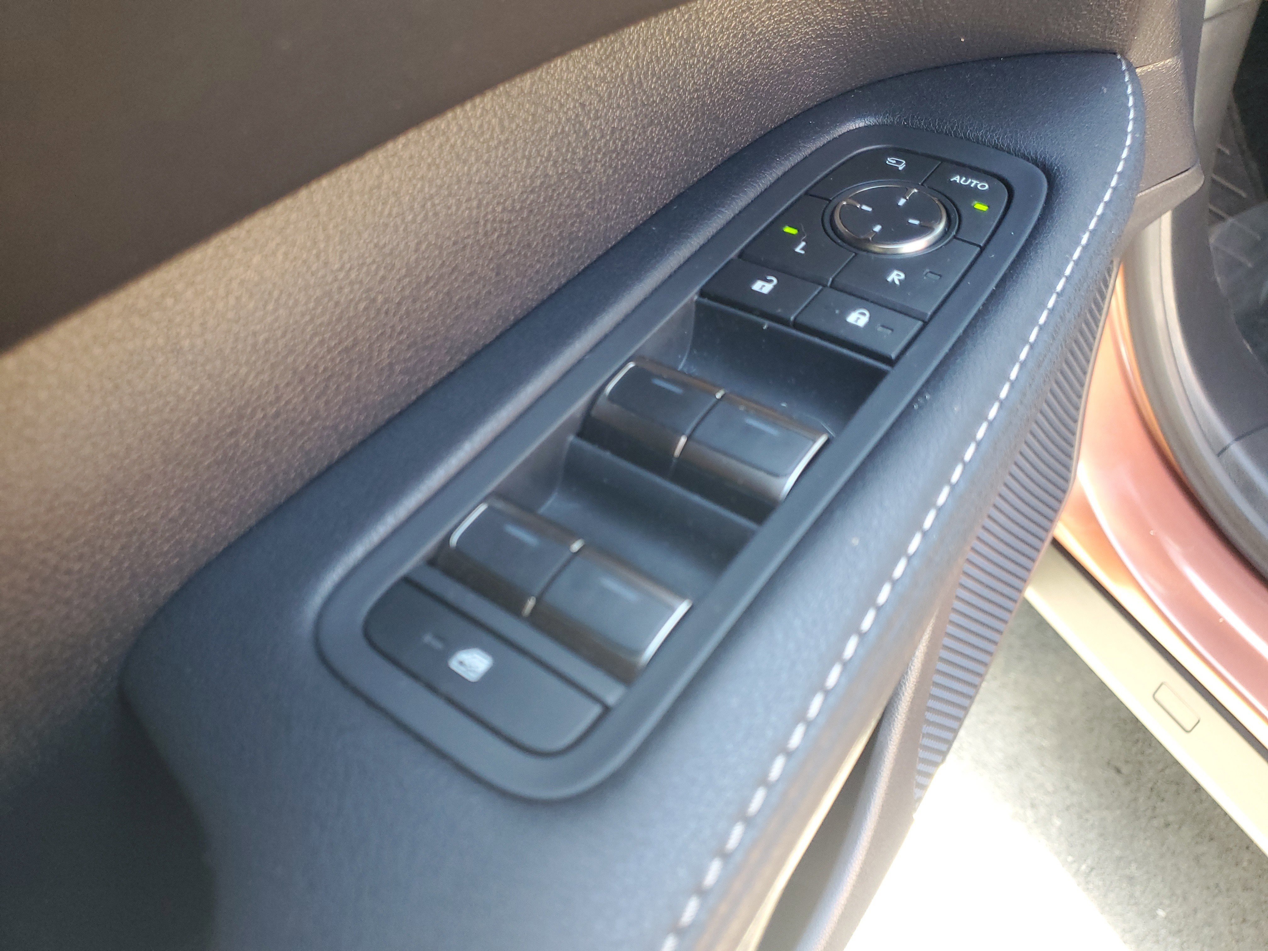 Used 2024 Lexus RX 350 Premium image 19