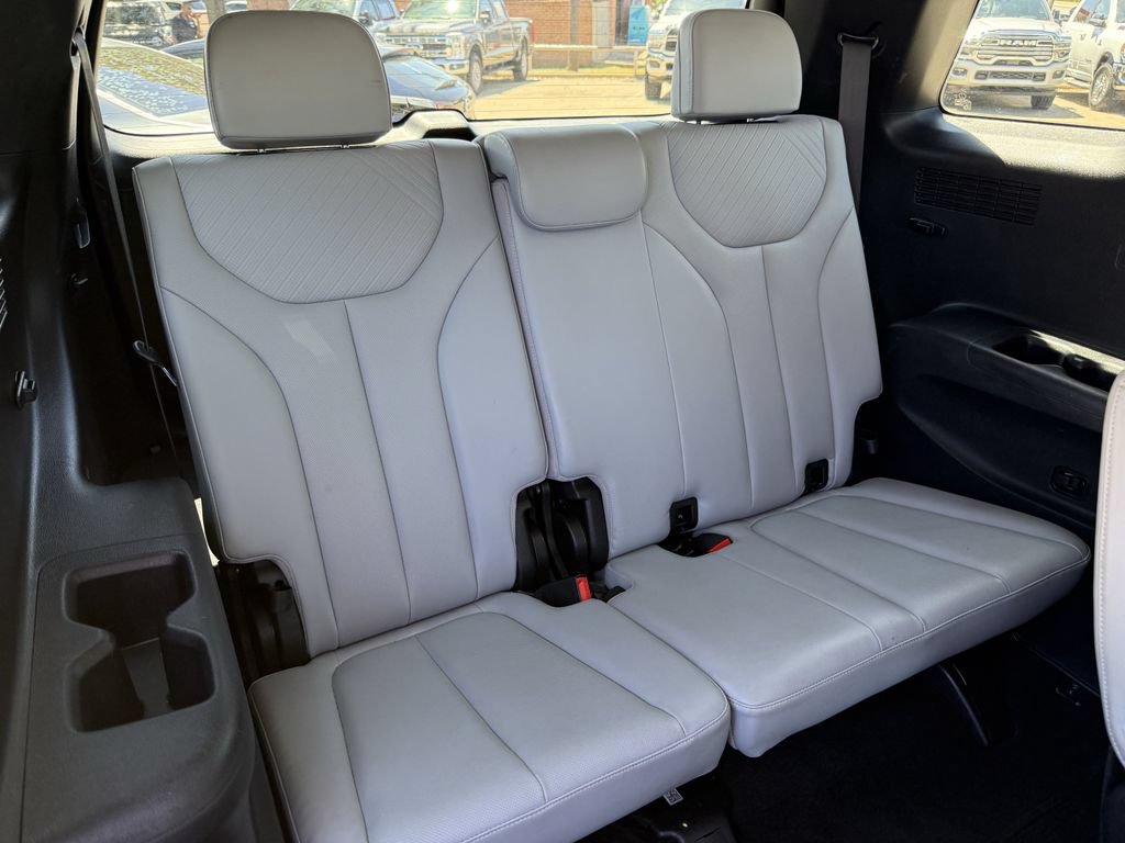 Used 2024 Hyundai Palisade SEL w/ Premium Package AWD/4WD image 29