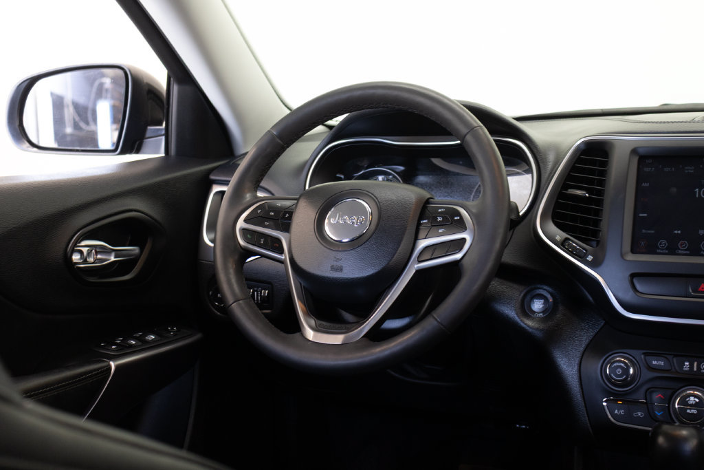 Used 2022 Jeep Cherokee Latitude Lux AWD/4WD image 25