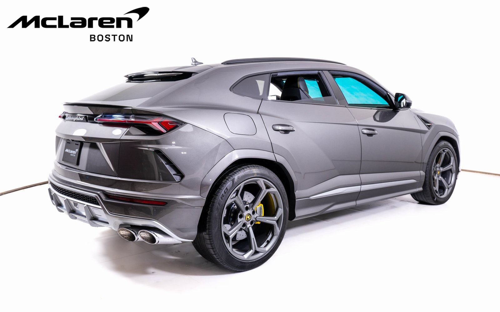 Used 2021 Lamborghini Urus AWD/4WD image 5
