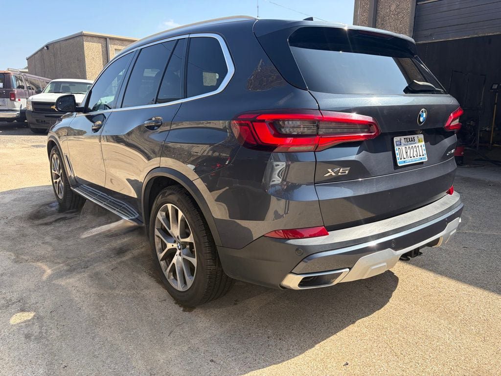 Used 2019 BMW X5 xDrive40i w/ Convenience Package AWD/4WD image 15