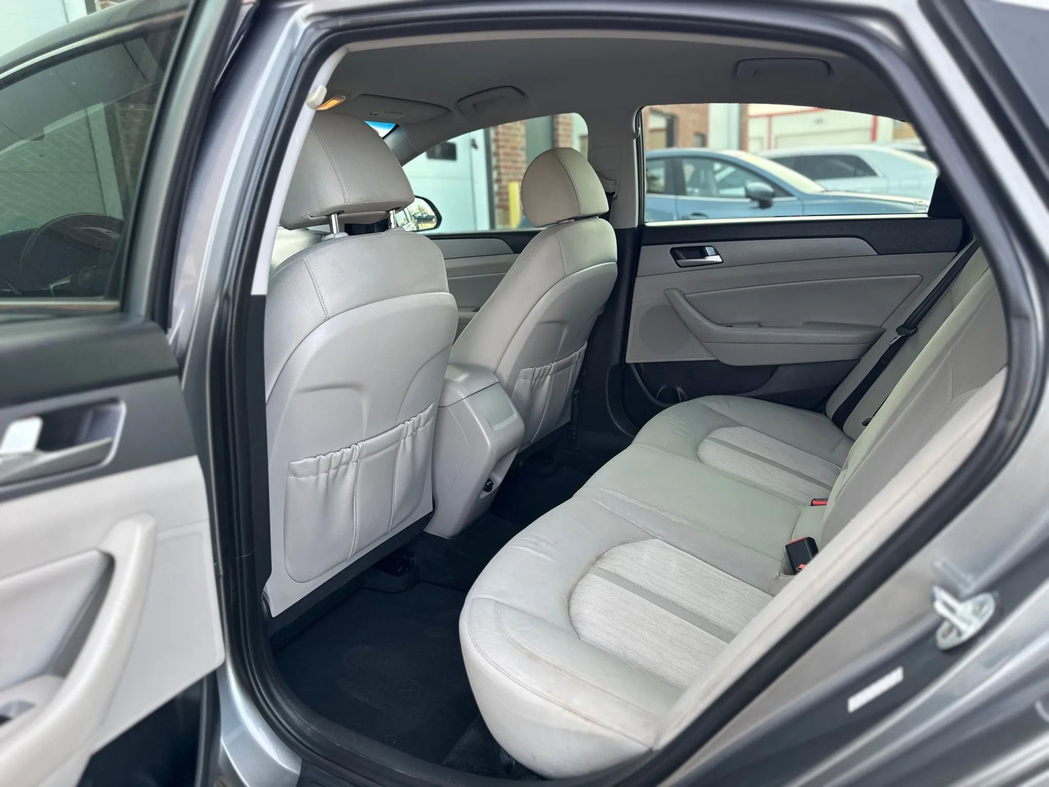 Used 2018 Hyundai Sonata SE FWD image 19