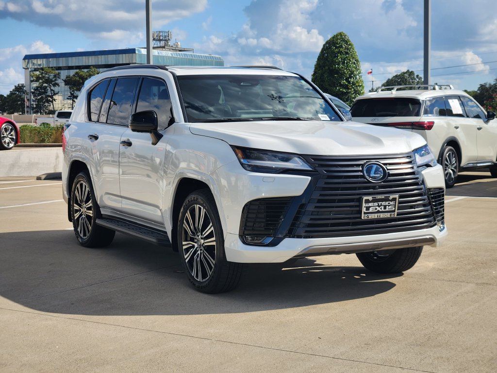 Certified 2026 Lexus LX 700h Luxury w/ Appearance Package AWD/4WD image 3