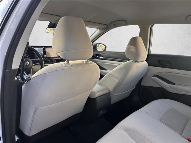 Used 2024 Nissan Altima 2.5 SV image 22