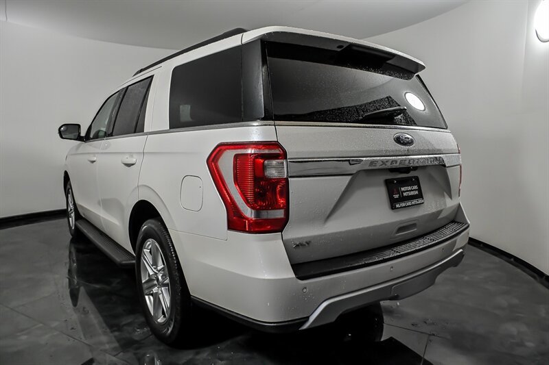 Used 2019 Ford Expedition XLT w/ Equipment Group 201A AWD/4WD image 7