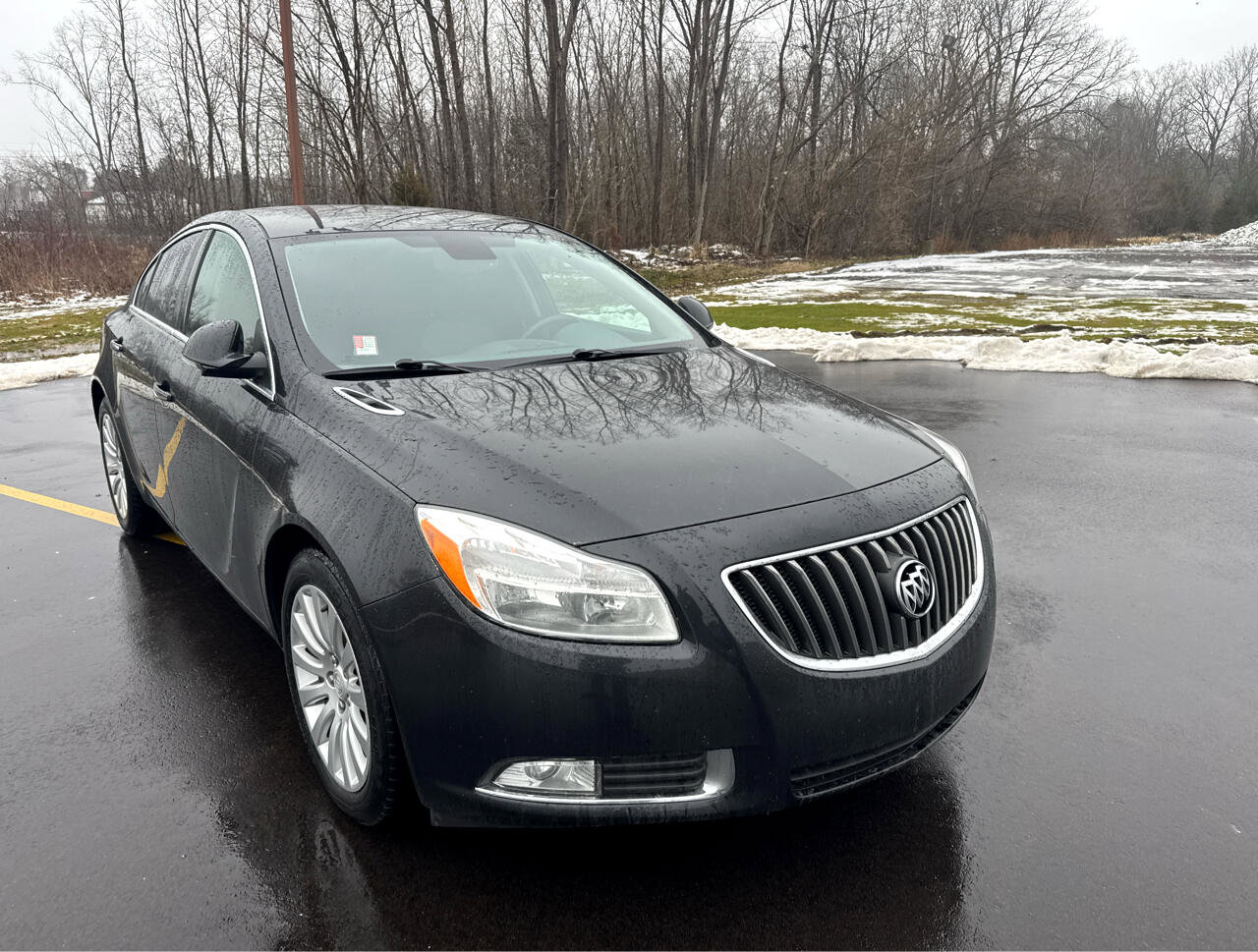 Used 2012 Buick Regal Premium image 3