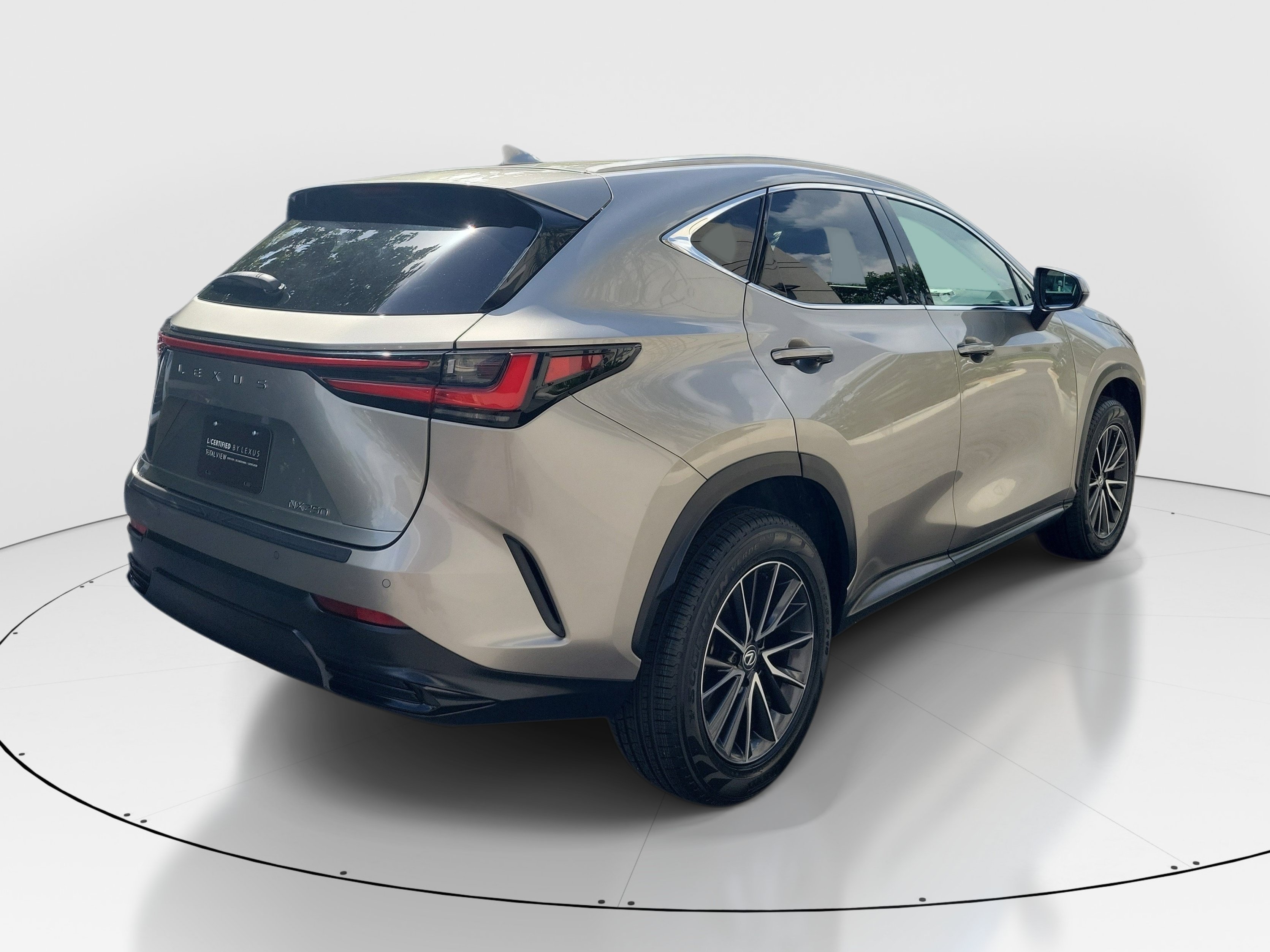 Used 2024 Lexus NX 250 FWD w/ Cold Area Package image 6