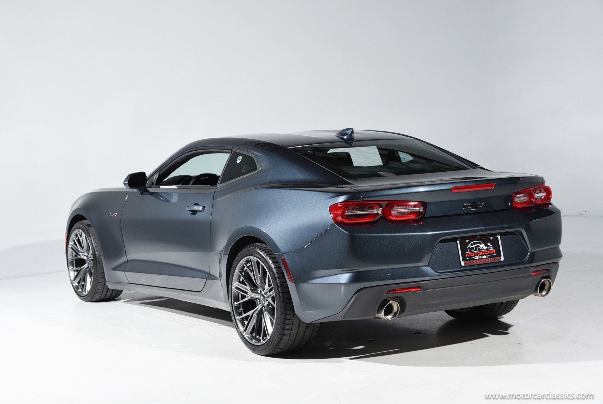 Used 2021 Chevrolet Camaro LT RWD image 3