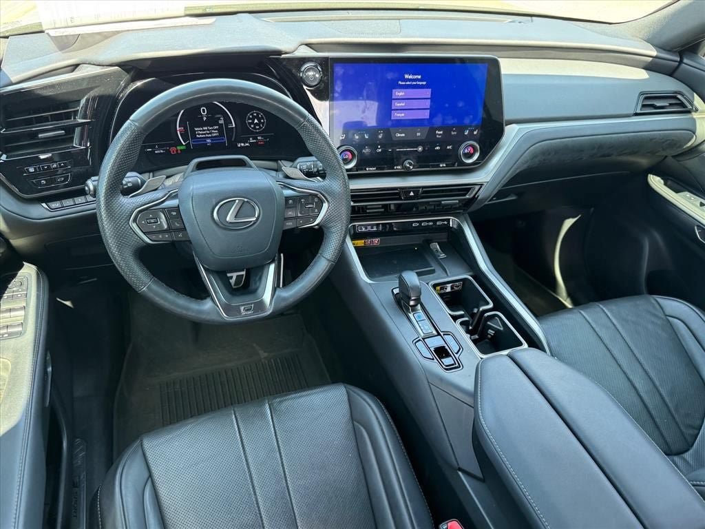 Used 2024 Lexus TX 500h AWD w/ Technology Package image 11