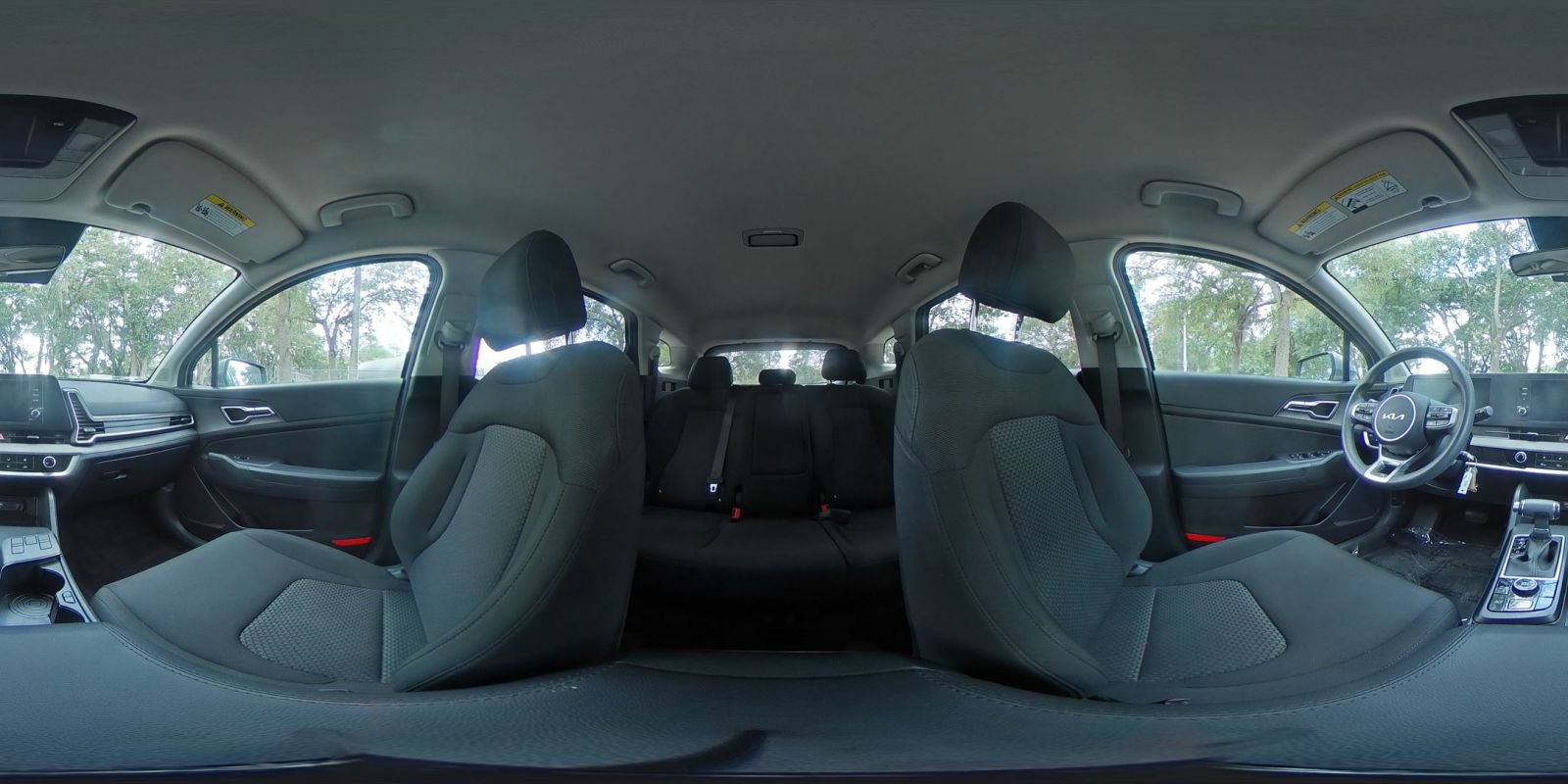 Used 2025 Kia Sportage LX FWD image 40
