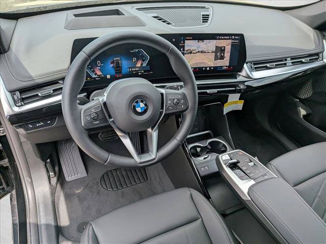 Used 2026 BMW X1 xDrive28i w/ Technology Package AWD/4WD image 3