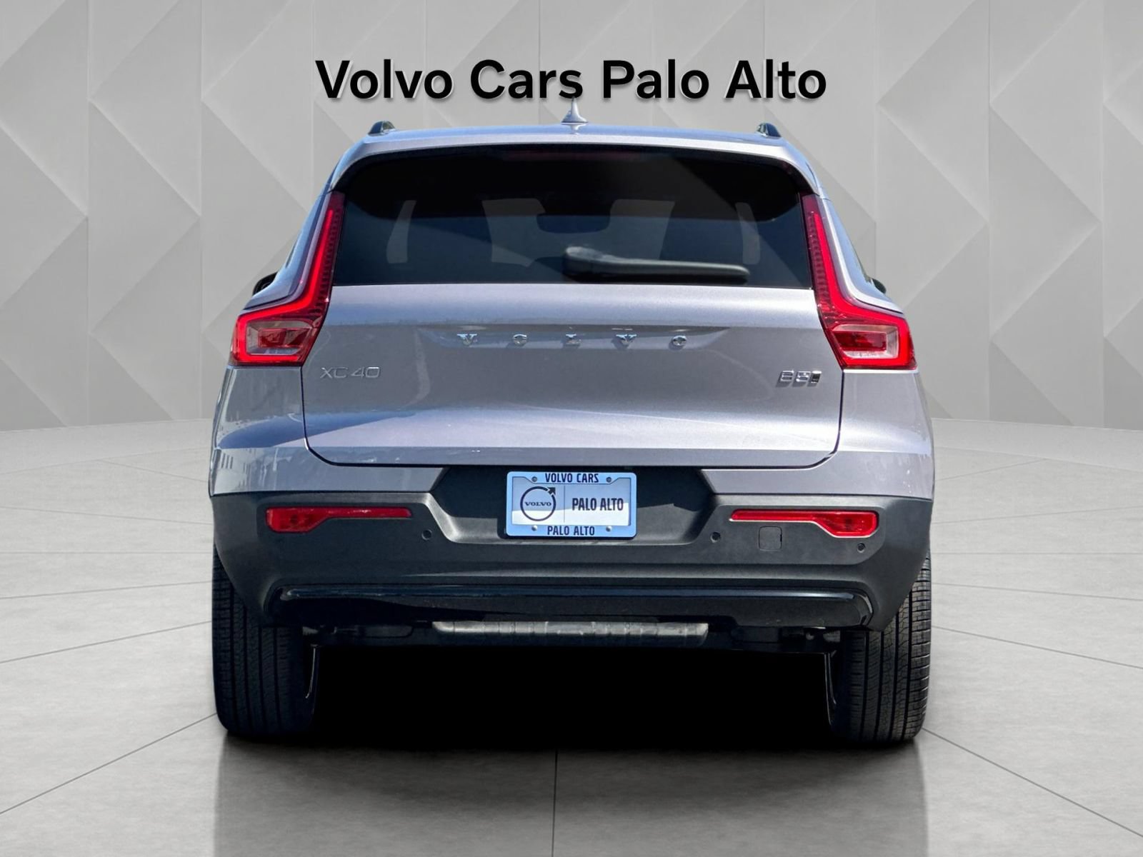 New 2026 Volvo XC40 B5 Ultra w/ Climate Package AWD/4WD image 8