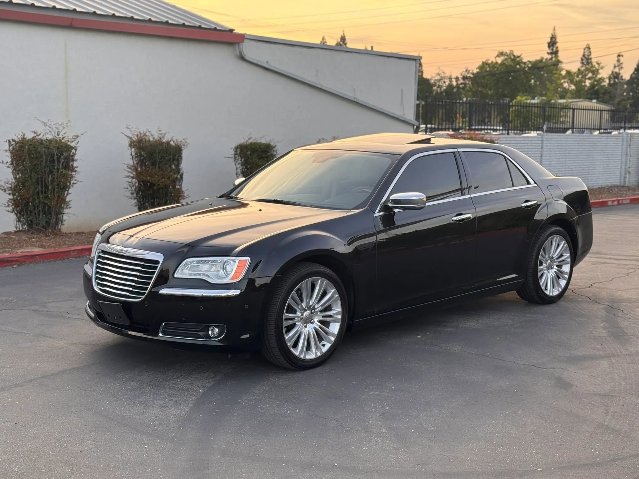 Used 2011 Chrysler 300 C w/ Sound Group RWD image 2