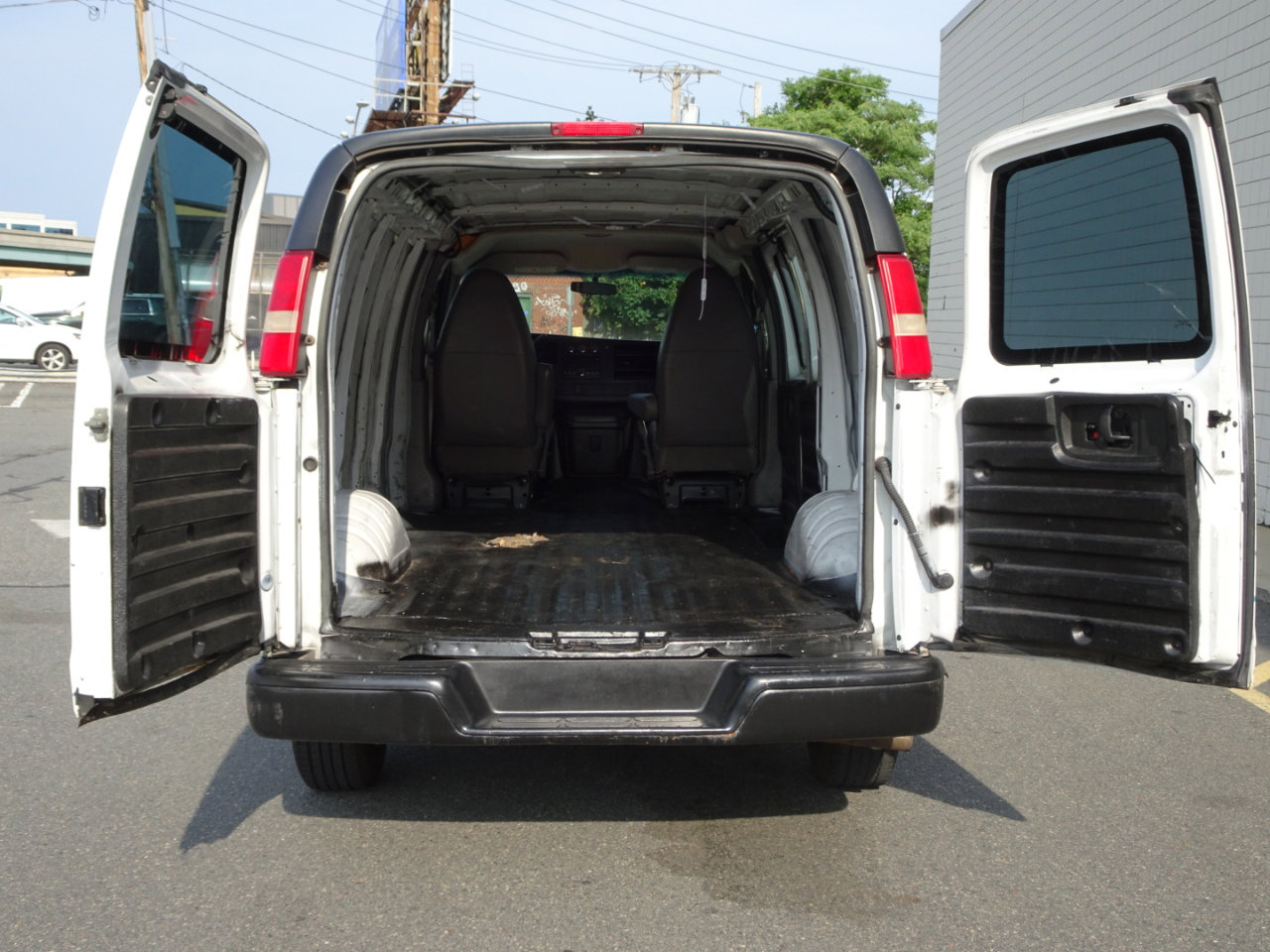 Used 2013 GMC Savana 2500 image 10