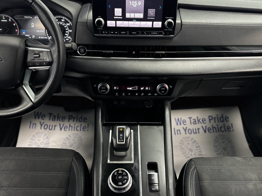 Used 2023 Mitsubishi Outlander SE image 22