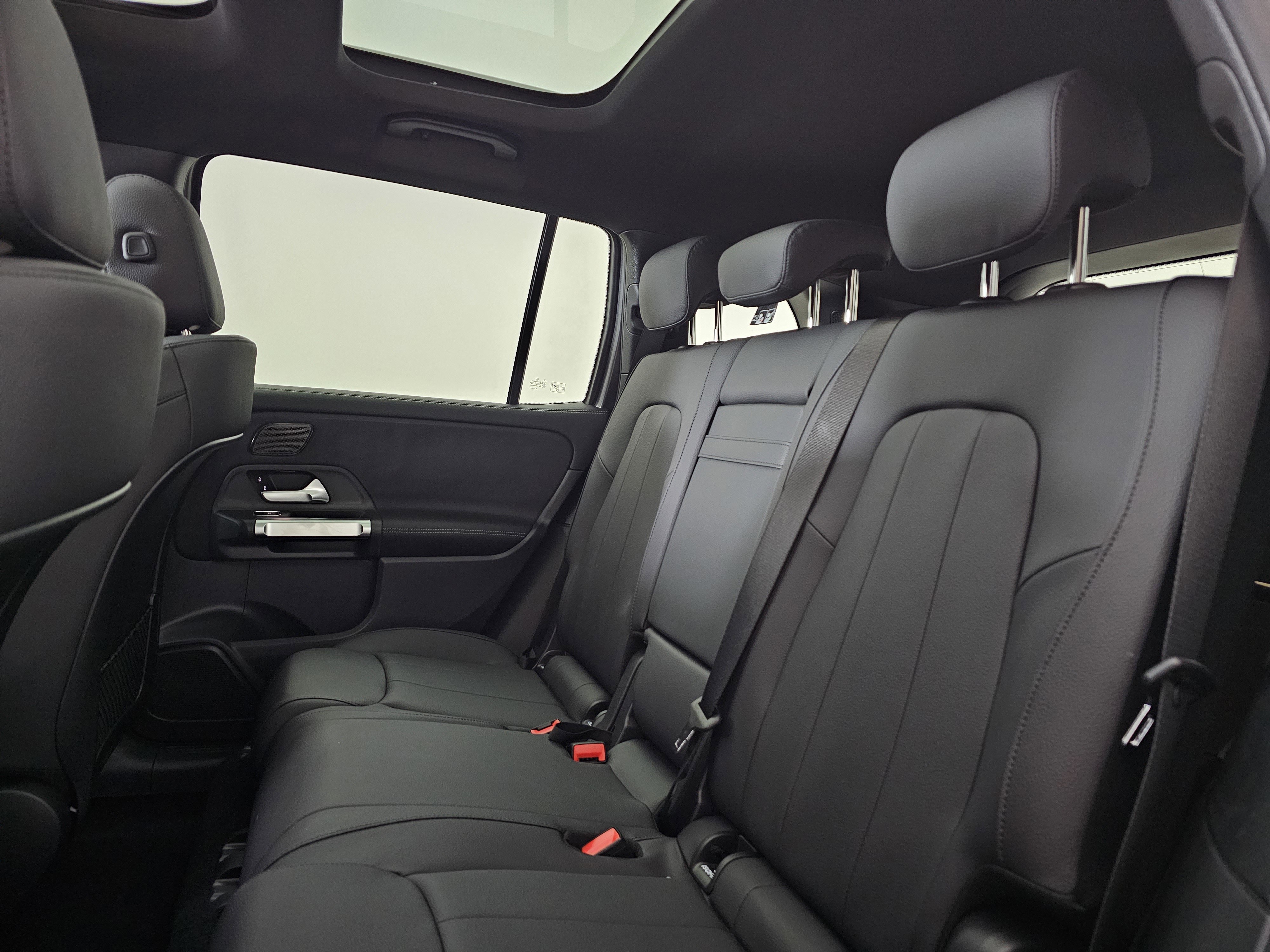 New 2026 Mercedes-Benz GLB 250 4MATIC image 24