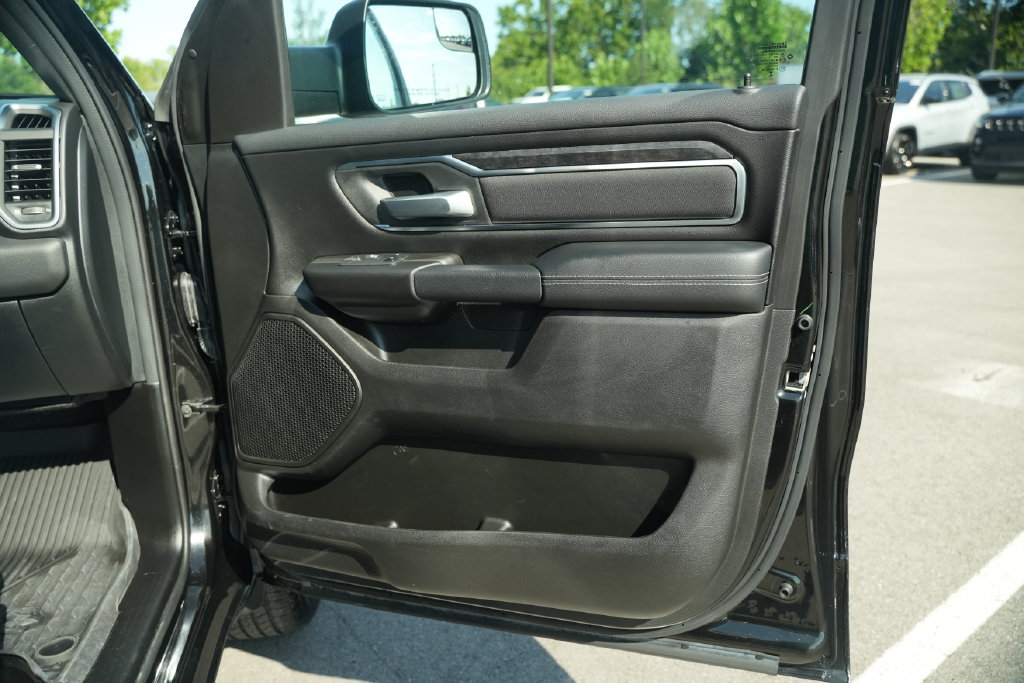 Used 2024 RAM 1500 Big Horn AWD/4WD image 22