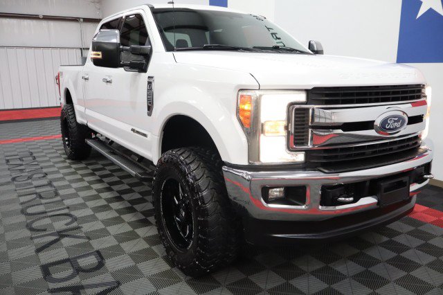 Used 2019 Ford F250 XLT w/ XLT Premium Package AWD/4WD image 24