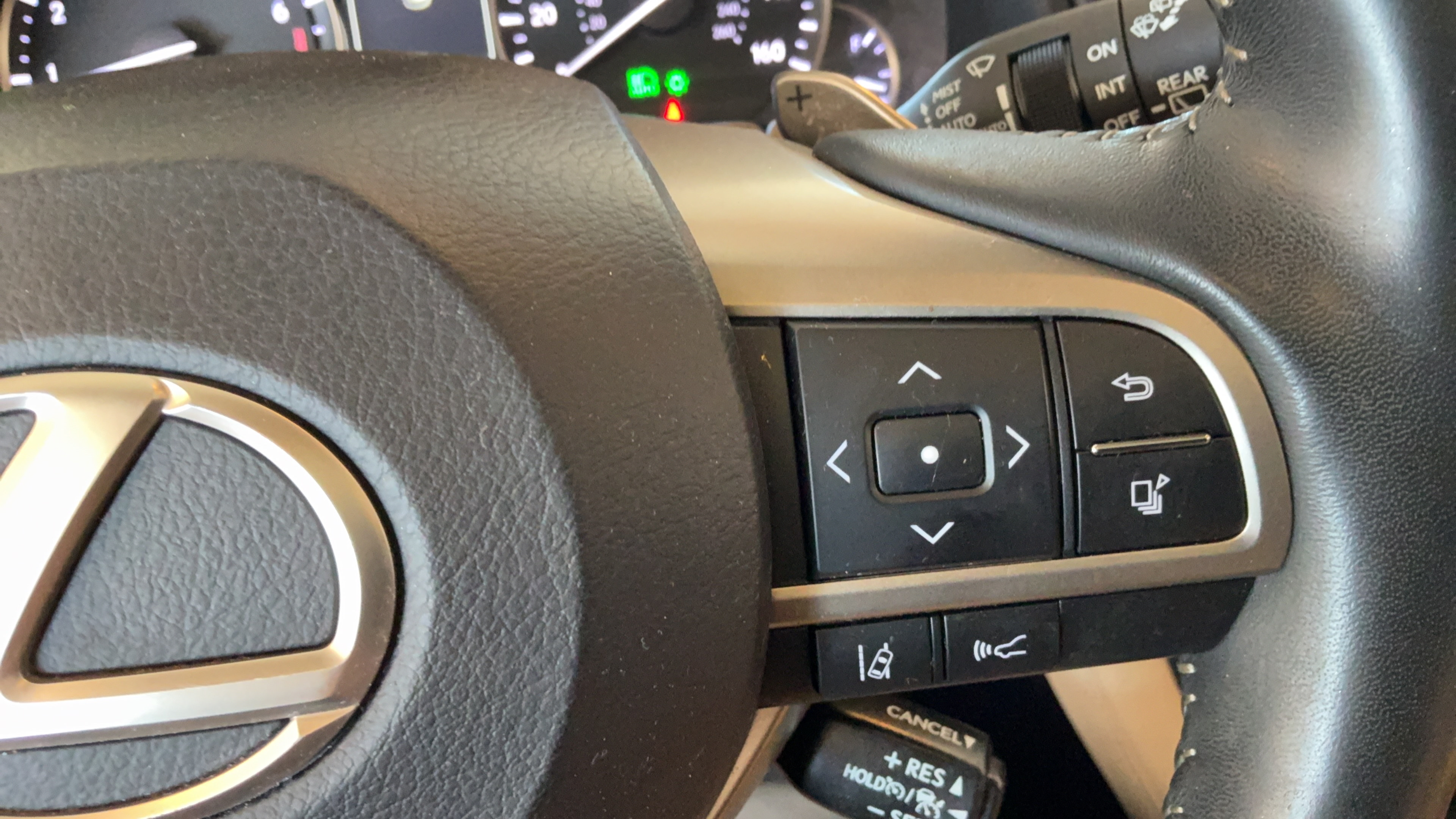Used 2021 Lexus RX 350 FWD w/ Accessory Package (P1) image 18