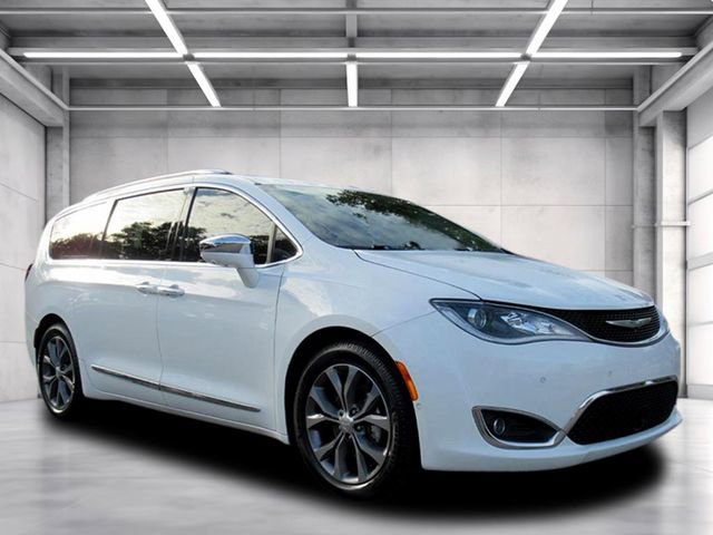 Used 2017 Chrysler Pacifica Limited