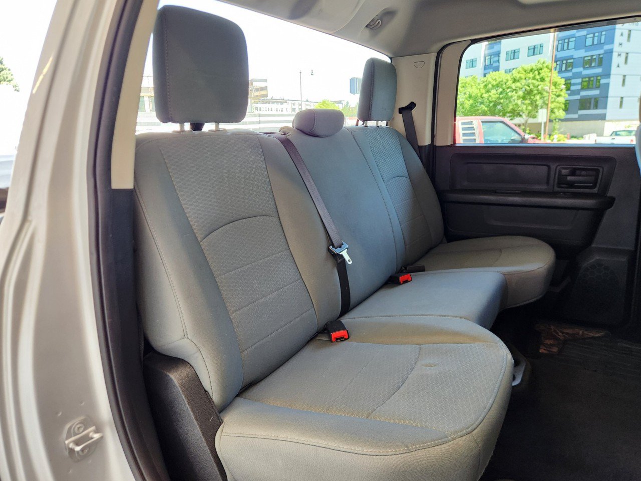 Used 2015 RAM 1500 Express AWD/4WD image 11