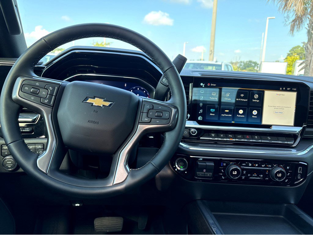 Used 2025 Chevrolet Silverado 2500 High Country w/ Technology Package image 4