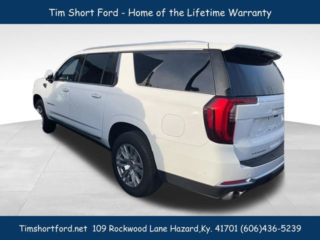 Used 2025 GMC Yukon XL Denali AWD/4WD image 4