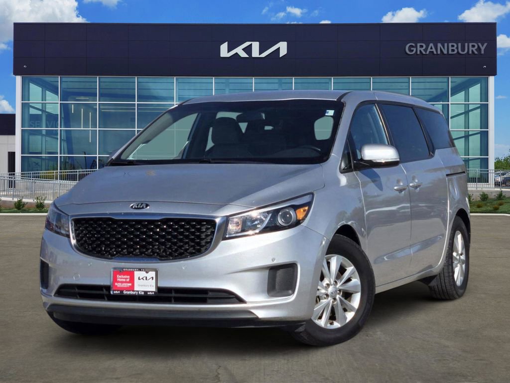 Used 2017 Kia Sedona LX w/ LX Essentials Premium Package video 1